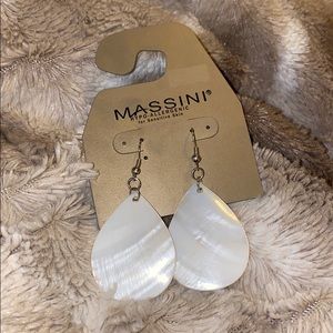 Brand new dangle earrings